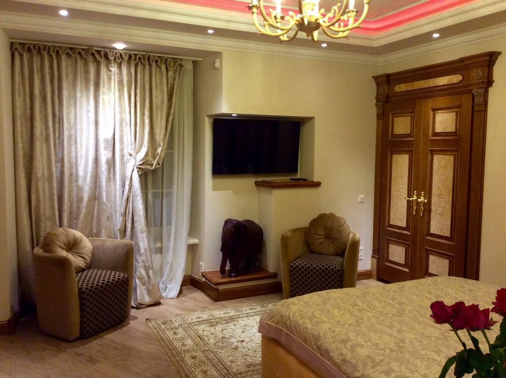 Luxury Pilies Avenue Apartment Вильнюс Экстерьер фото