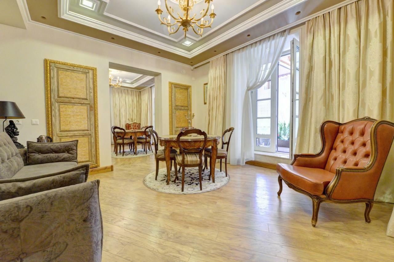 Luxury Pilies Avenue Apartment Вильнюс Экстерьер фото